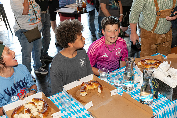 DCDB-Oktoberfest-143-20240921-DD4_6942