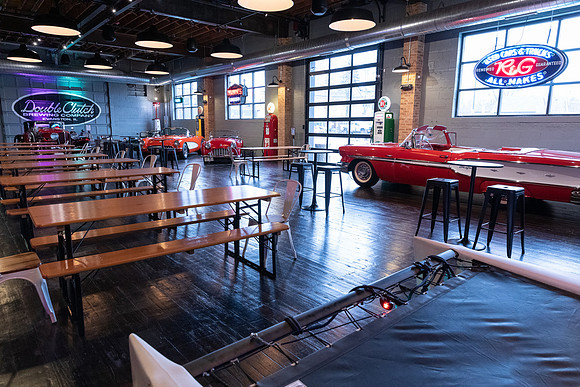 Double-Clutch-Brewing-Company-January 13, 2023--Canon-Canon EOS 5D Mark IV-6720x4480-000015