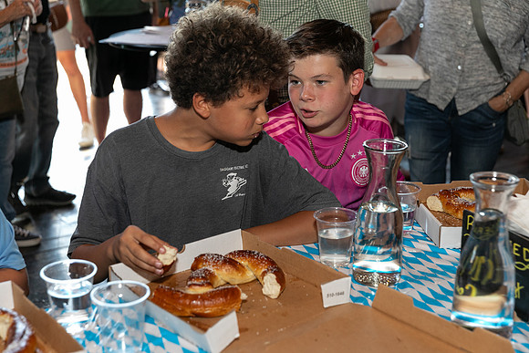 DCDB-Oktoberfest-126-20240921-DD4_6925