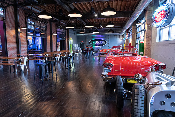Double-Clutch-Brewing-Company-January 13, 2023--Canon-Canon EOS 5D Mark IV-6720x4480-000024