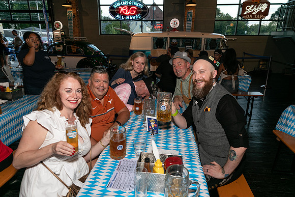 DCDB-Oktoberfest-355-20240921-DD4_7192