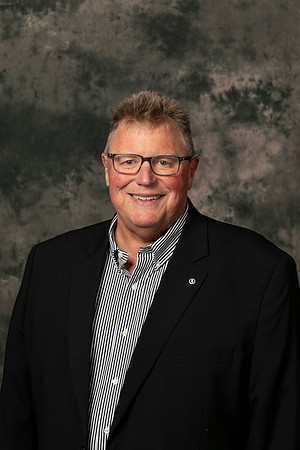 IML-DEC-Portraits-DD4_9019
