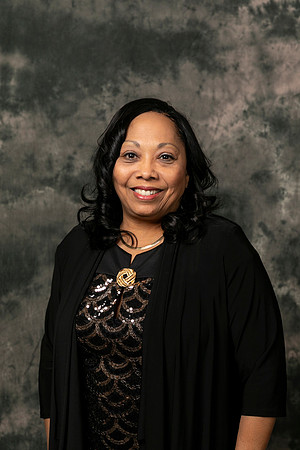 IML-DEC-Portraits-DD4_9107