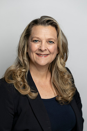 Zoomba-Headshots-July-2026-DD4_0166