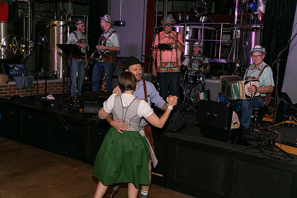 DCDB-Oktoberfest-386-20240921-DD4_7232