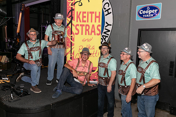 DCDB-Oktoberfest-350-20240921-DD4_7184