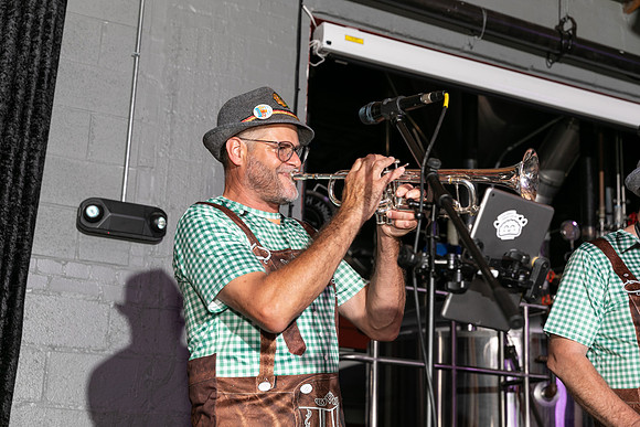 DCDB-Oktoberfest-369-20240921-DD4_7215
