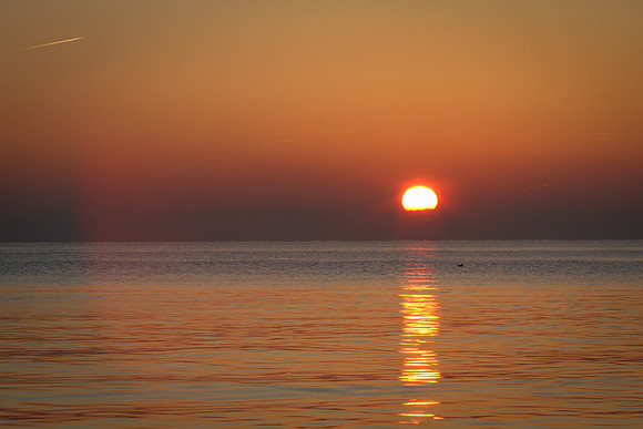 Illinois-Chicago-Lake-Michigan-Sunrise-Rogers-Park-December-10th-2018_RGS_4247