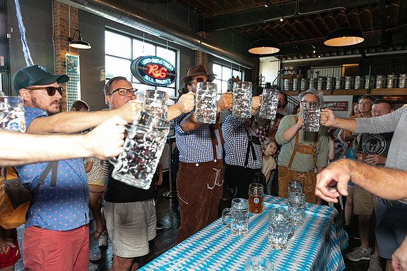 DCDB-Oktoberfest-199-20240921-DD4_7003