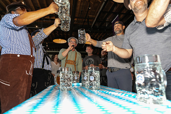 DCDB-Oktoberfest-197-20240921-DD4_7001