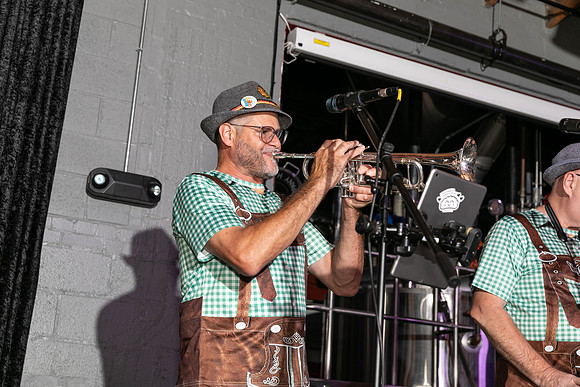 DCDB-Oktoberfest-368-20240921-DD4_7214