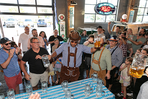 DCDB-Oktoberfest-227-20240921-DD4_7031