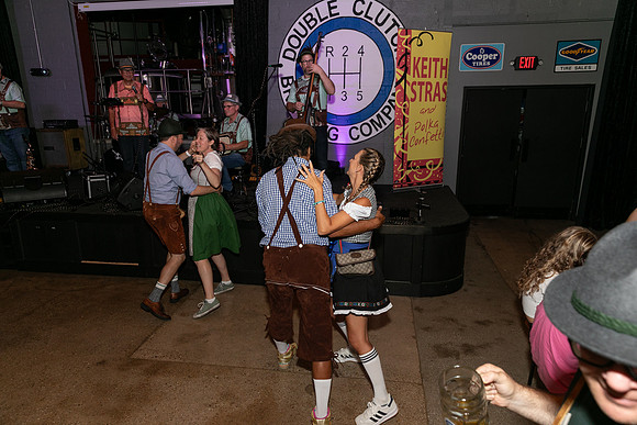 DCDB-Oktoberfest-384-20240921-DD4_7230