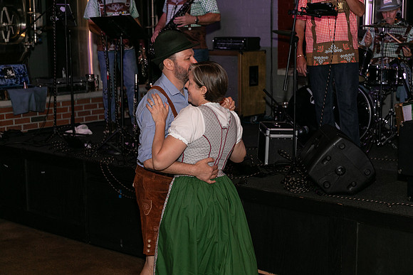 DCDB-Oktoberfest-385-20240921-DD4_7231