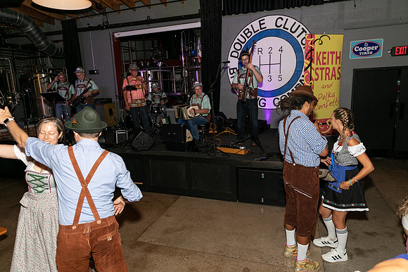 DCDB-Oktoberfest-395-20240921-DD4_7241