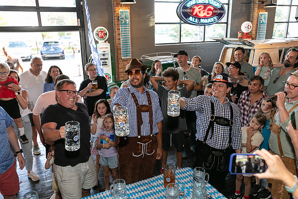 DCDB-Oktoberfest-210-20240921-DD4_7014