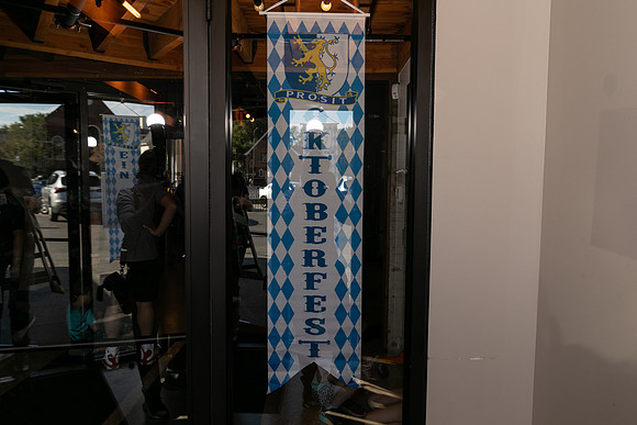 DCDB-Oktoberfest-8-20240921-DD4_6785