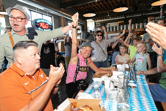 DCDB-Oktoberfest-156-20240921-DD4_6958