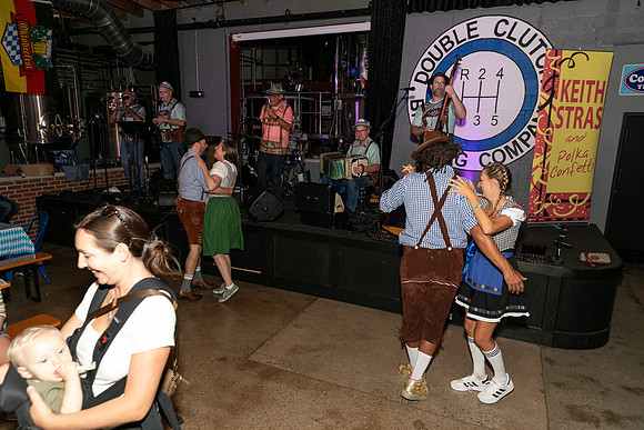 DCDB-Oktoberfest-411-20240921-DD4_7258