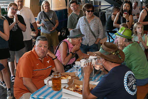 DCDB-Oktoberfest-145-20240921-DD4_6944