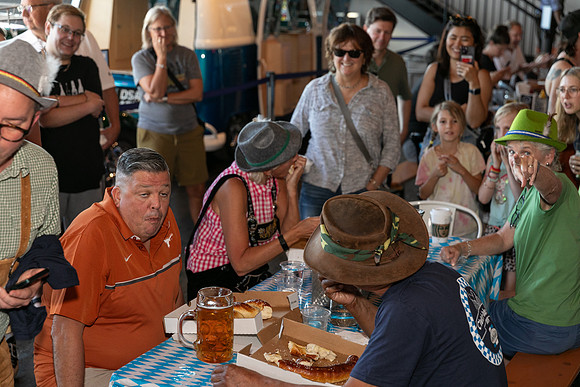 DCDB-Oktoberfest-140-20240921-DD4_6939