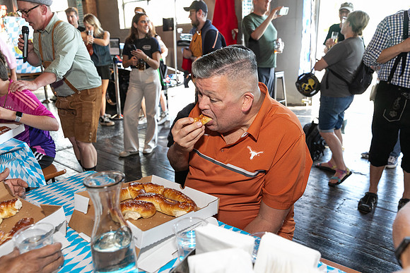 DCDB-Oktoberfest-82-20240921-DD4_6872