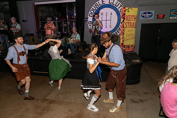 DCDB-Oktoberfest-410-20240921-DD4_7257