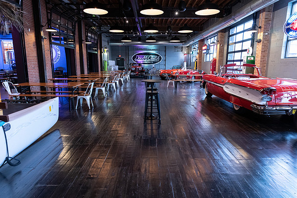 Double-Clutch-Brewing-Company-January 13, 2023--Canon-Canon EOS 5D Mark IV-6720x4480-000013
